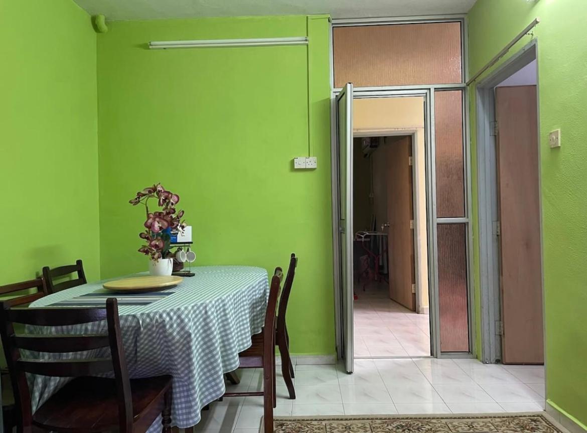 Homestaymuslim Di เตลุคอินทัน ภายนอก รูปภาพ